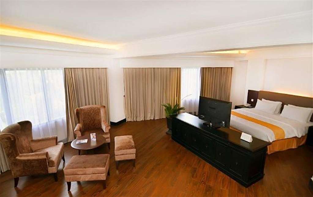 Kyriad Bumiminang Hotel Padang  Room photo
